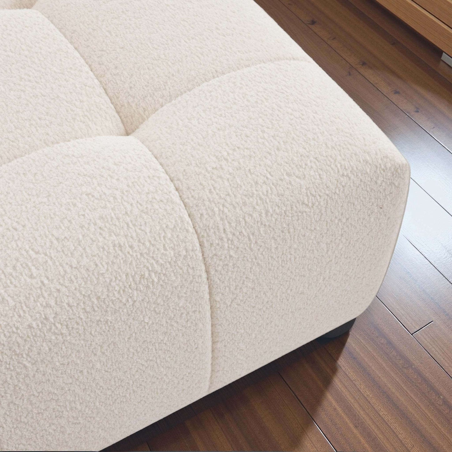 Kaynes Tufted Boucle Ottoman β 32" Ivory Modern Ottoman Bench (Scandinavian Style) close-up showing soft bouclΓ© texture.