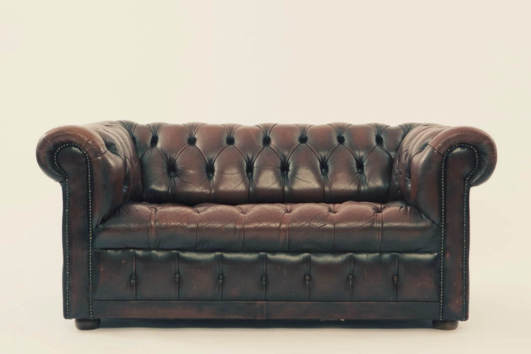 Leather vs Fabric Sofa: Which Is Right for You?