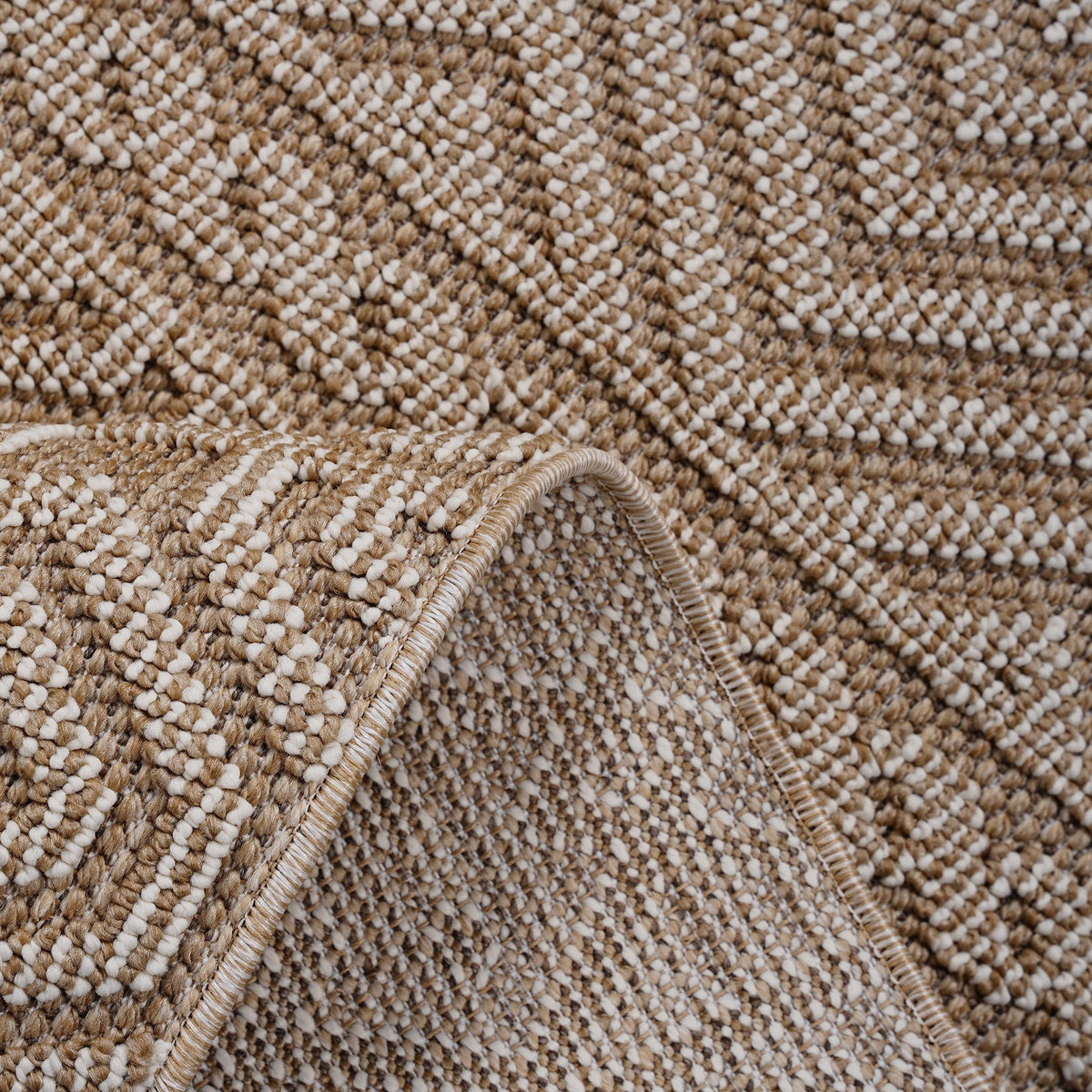 Hale Geometric Area Rug
