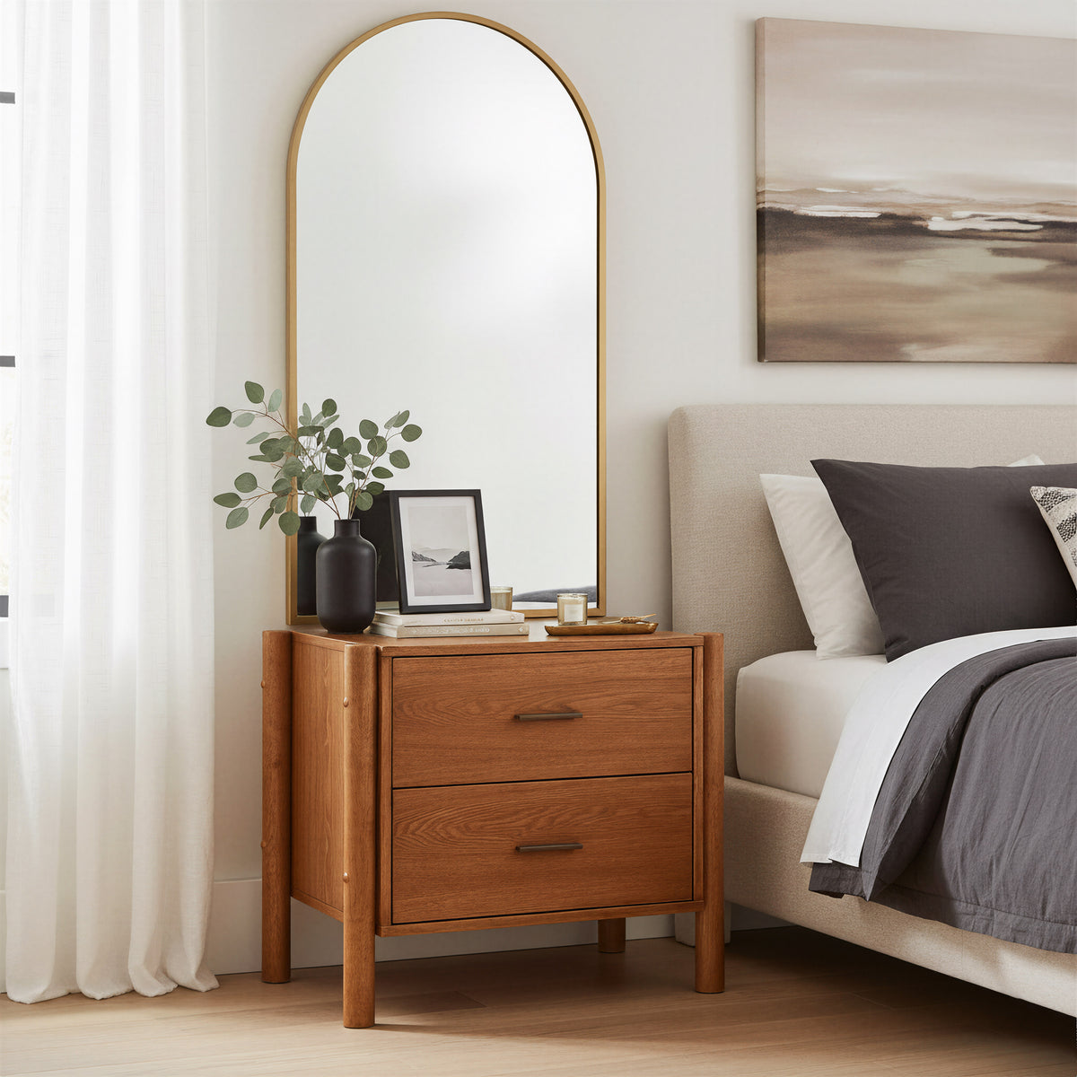 Beleza Walnut Nightstand