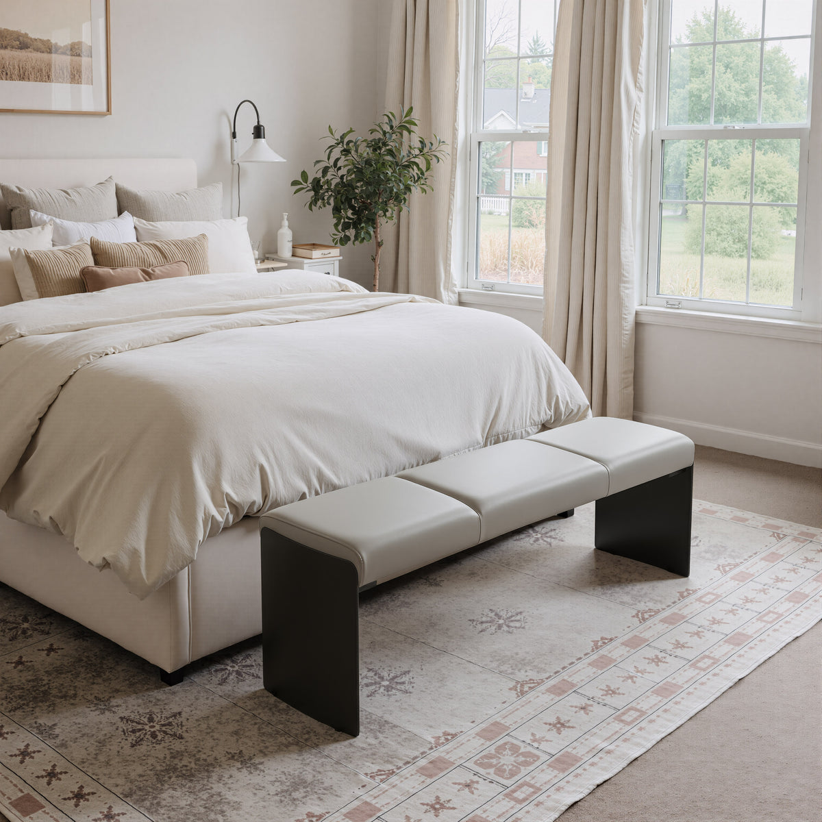 Mur Bench in Gray