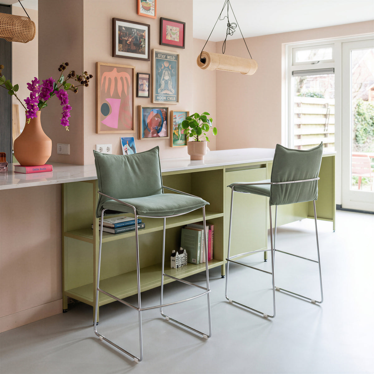 Pola Barstool in Green