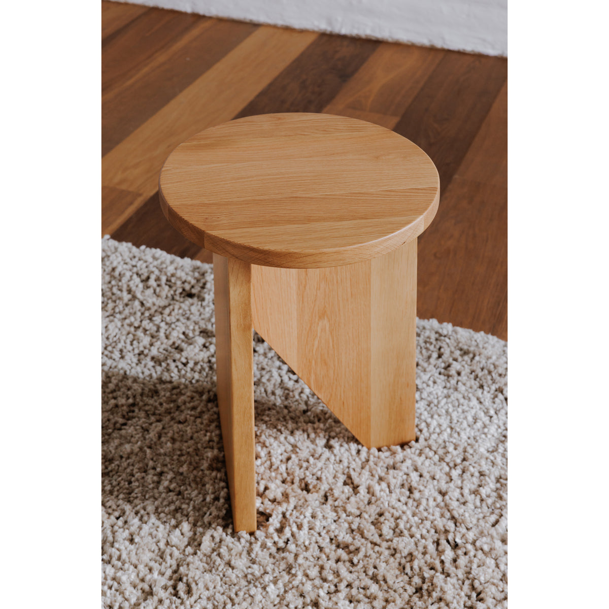 Grace Wood Accent Table – 14" Solid Wood Accent Table (3 Colors) (10)