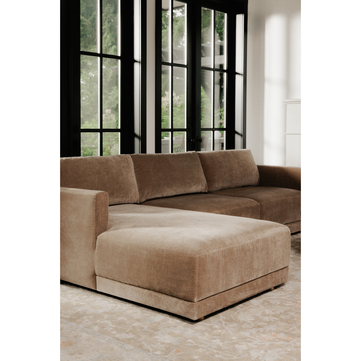 Bryn Sectional – 115.5" Upholstered Sectional Sofa (3 Colors) (11)