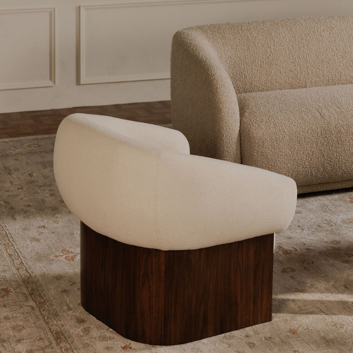 Otto Accent Chair – 33.27" Upholstered Accent Chair (2 Colors) (4)
