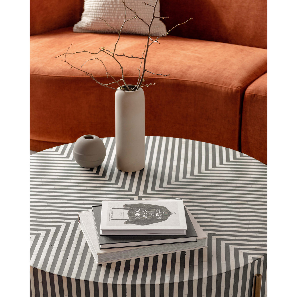 Chameau Coffee Table – 36"–48" Round Camel Bone Coffee Table (19)