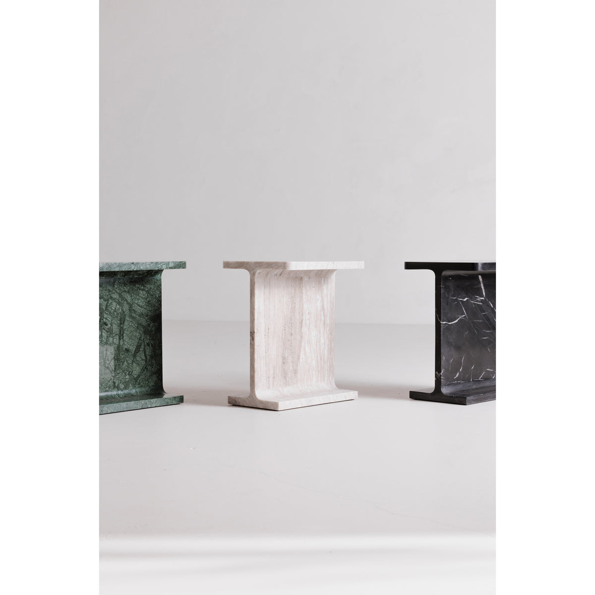 Tullia Accent Table – 15" Marble Accent Table (2 Colors) (9)