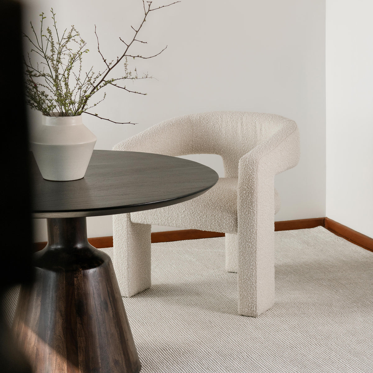 Myron Dining Table (5)