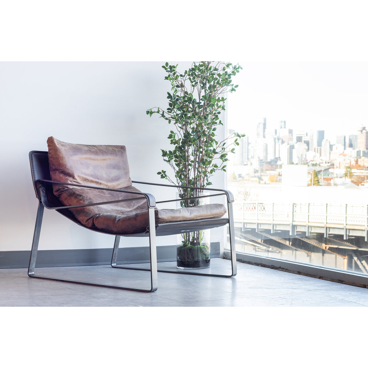 Connor Club Chair – 30.75" Leather Accent Chair (2)