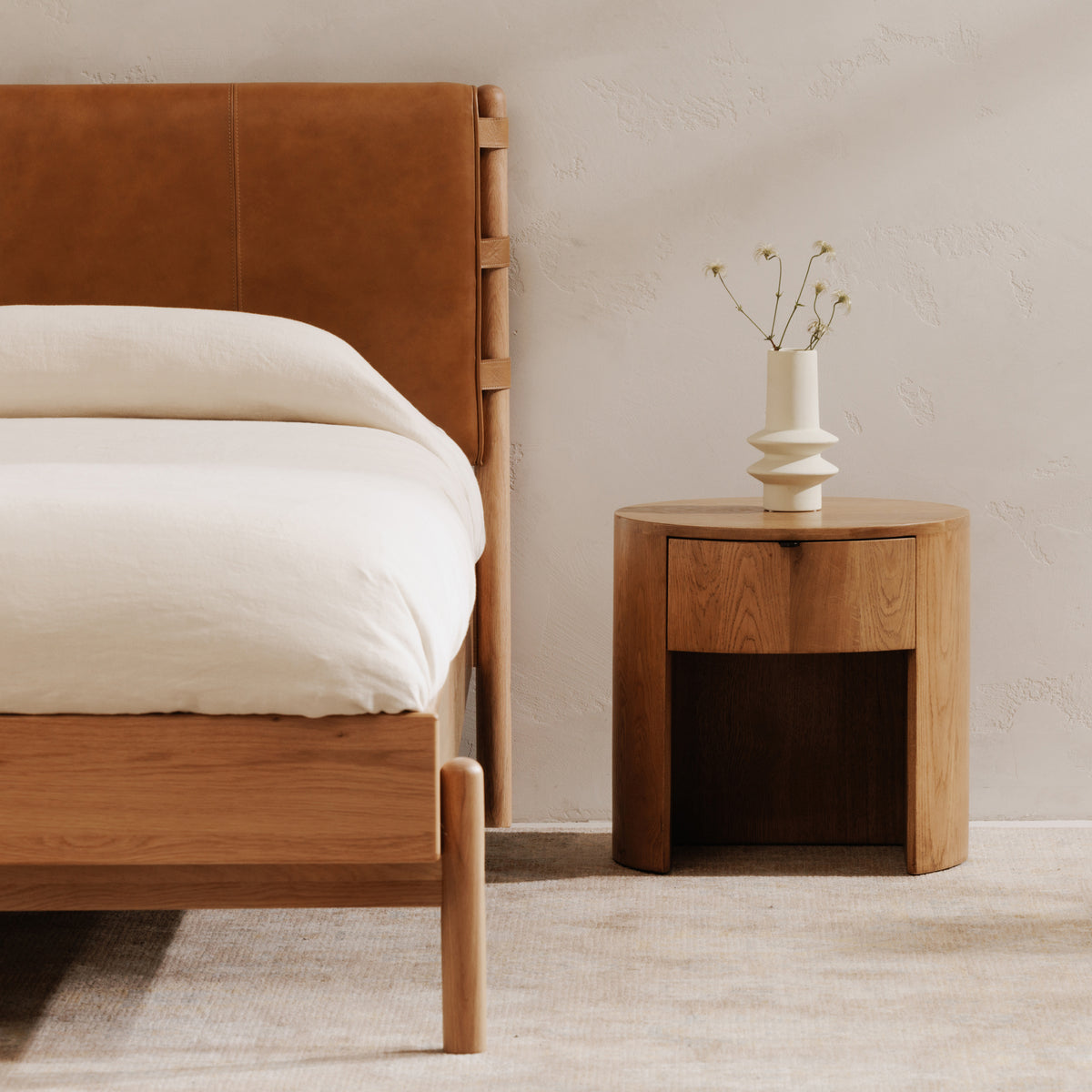 Theo Nightstand – 19" Curved Oak Nightstand (2 Colors) (18)