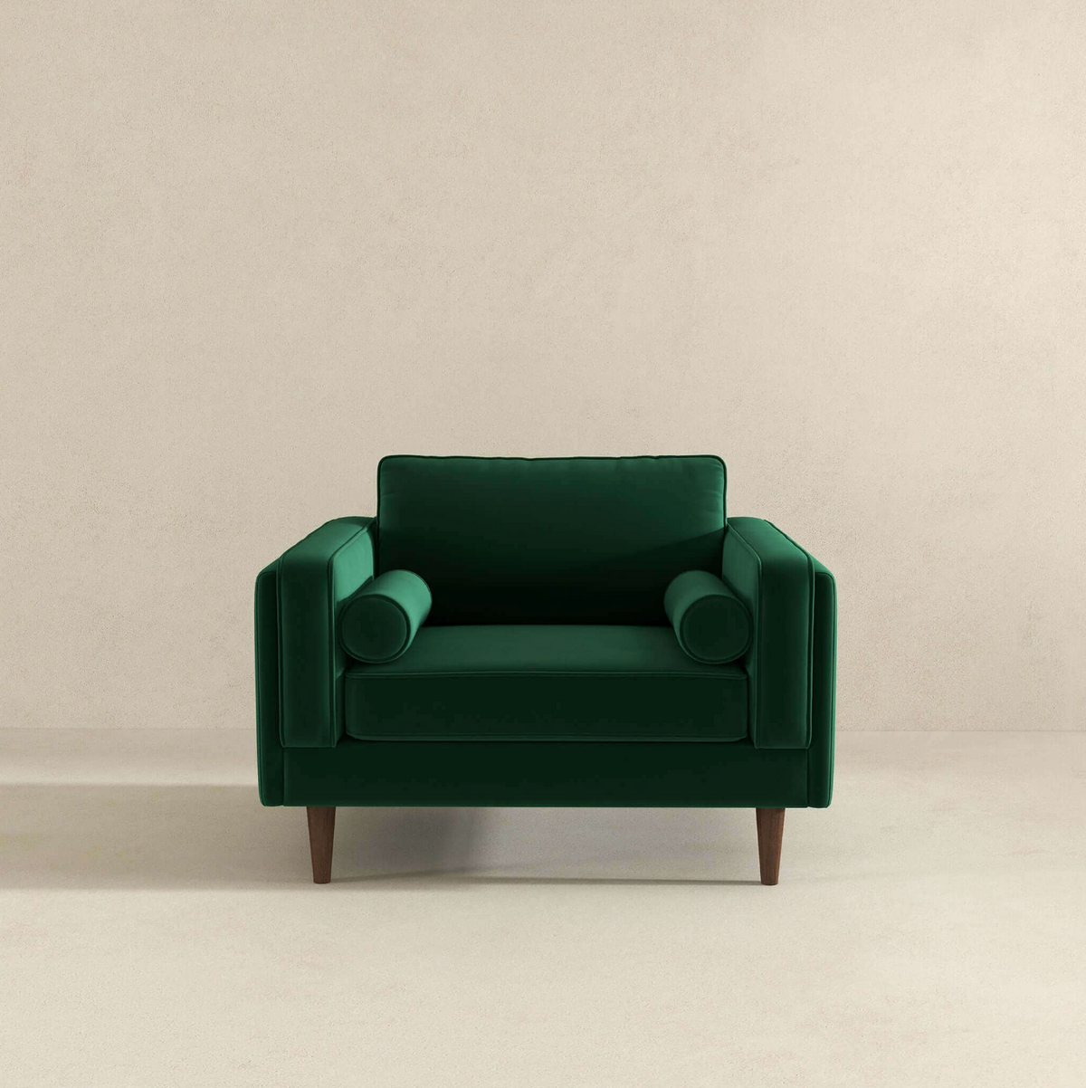 Amber MCM Velvet Accent Lounge Chair – Mid-Century Modern Upholstered Armchair in deep green with plush cushioning.