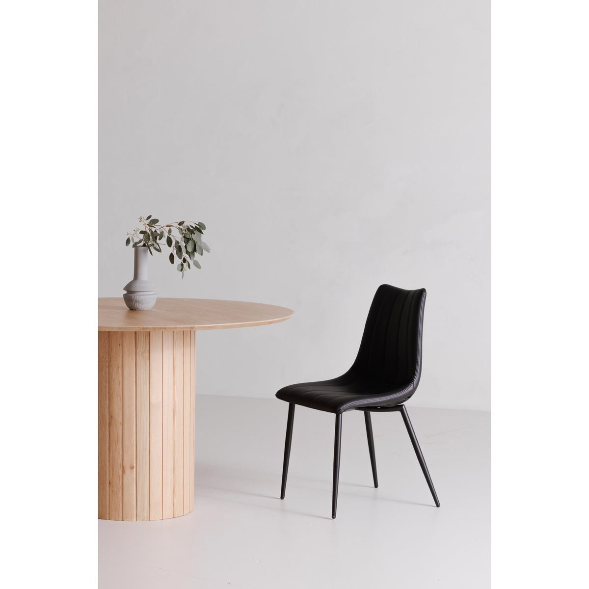 Alibi Dining Chair – 18" Vegan Leather Dining Chair, Set of 2 (3 Colors) (9)