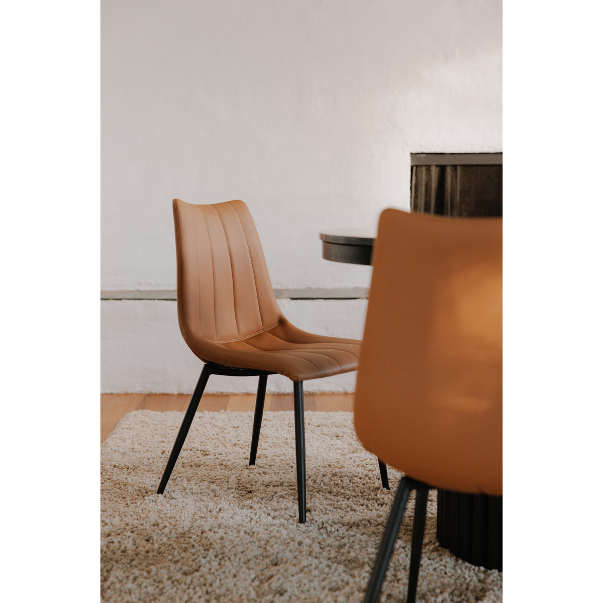 Alibi Dining Chair – 18" Vegan Leather Dining Chair, Set of 2 (3 Colors) (22)