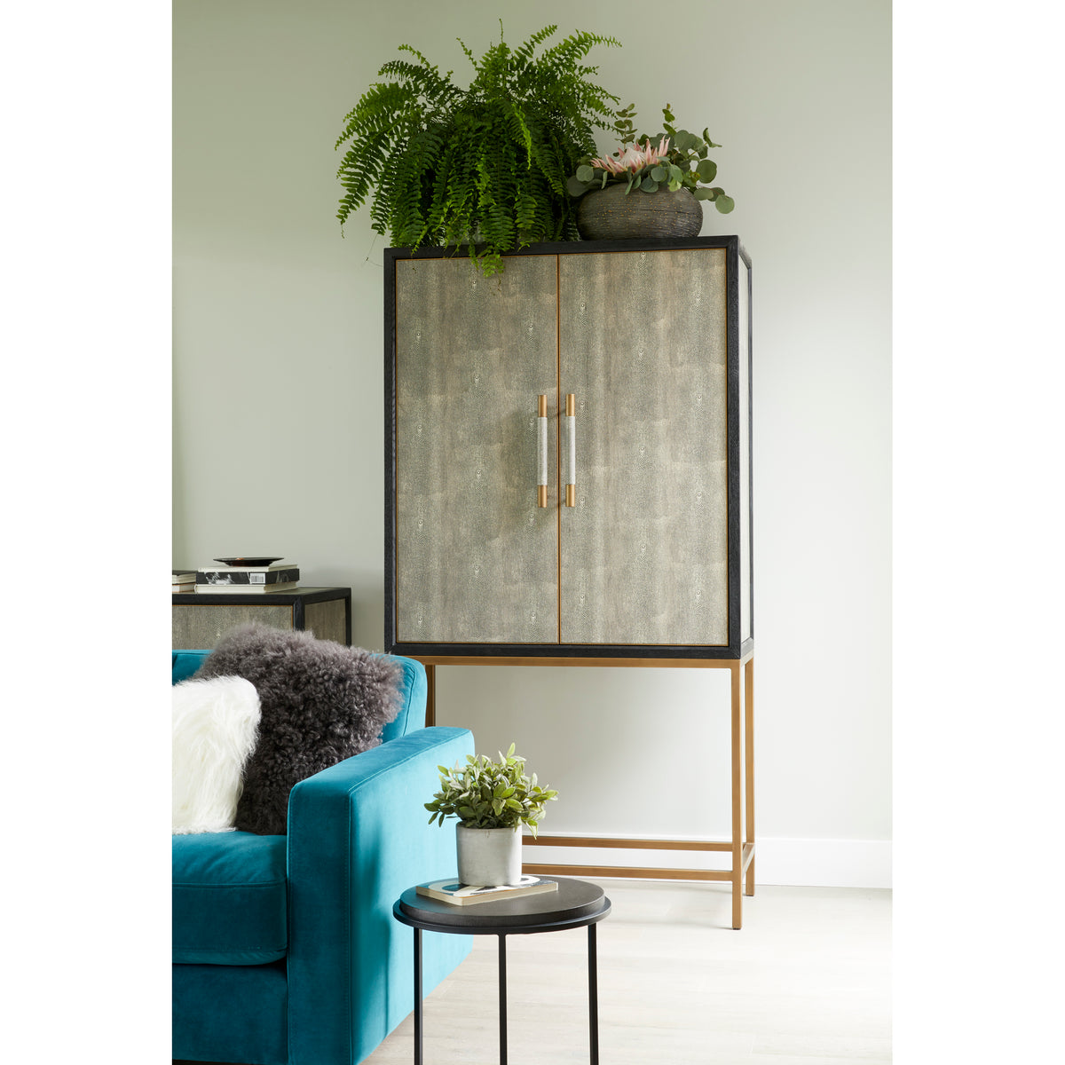 Mako Bar Cabinet – 38" Art Deco Bar Cabinet (2 Colors) (10)