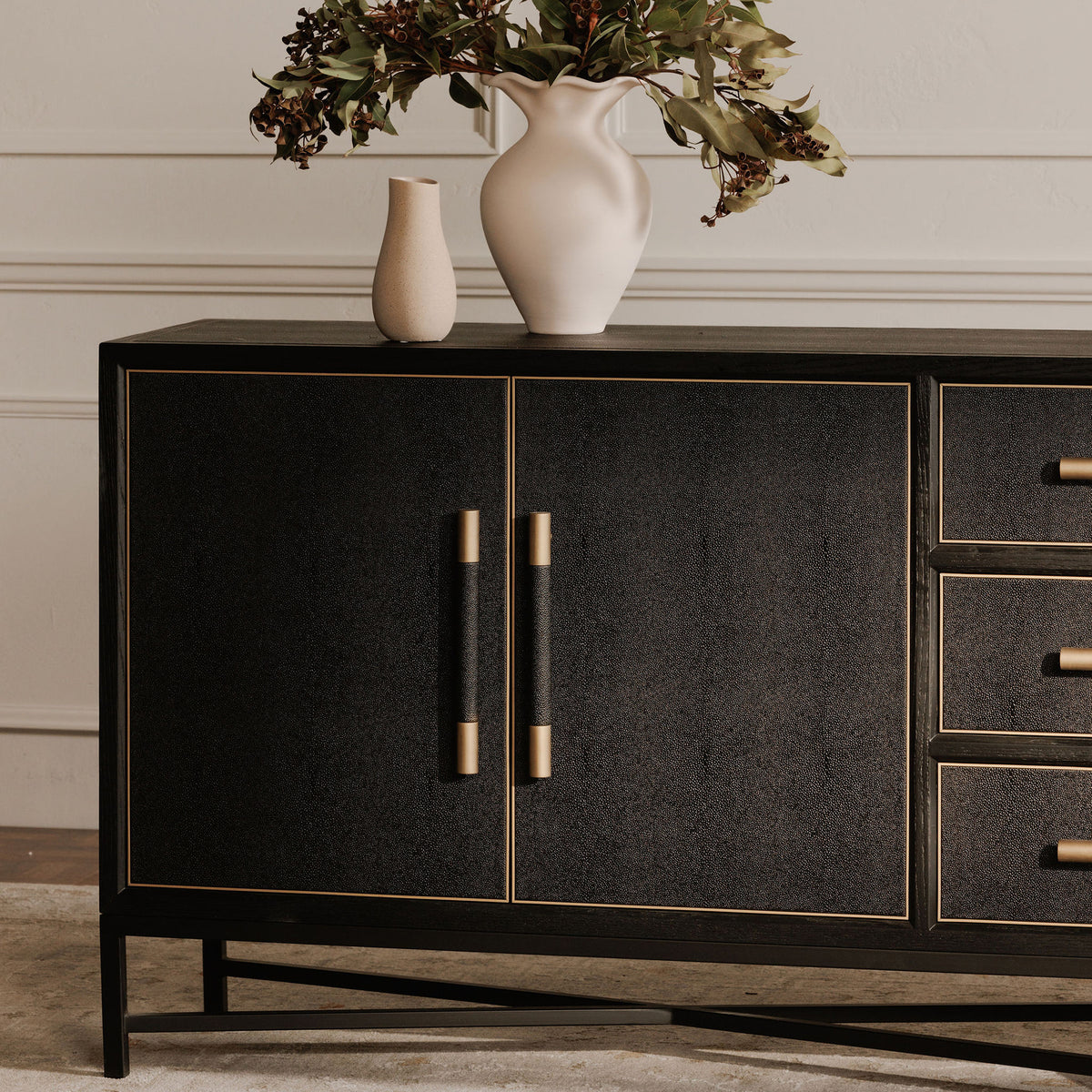 Mako Sideboard – 76" to 100" Art Deco Sideboard (3 Colors) (47)