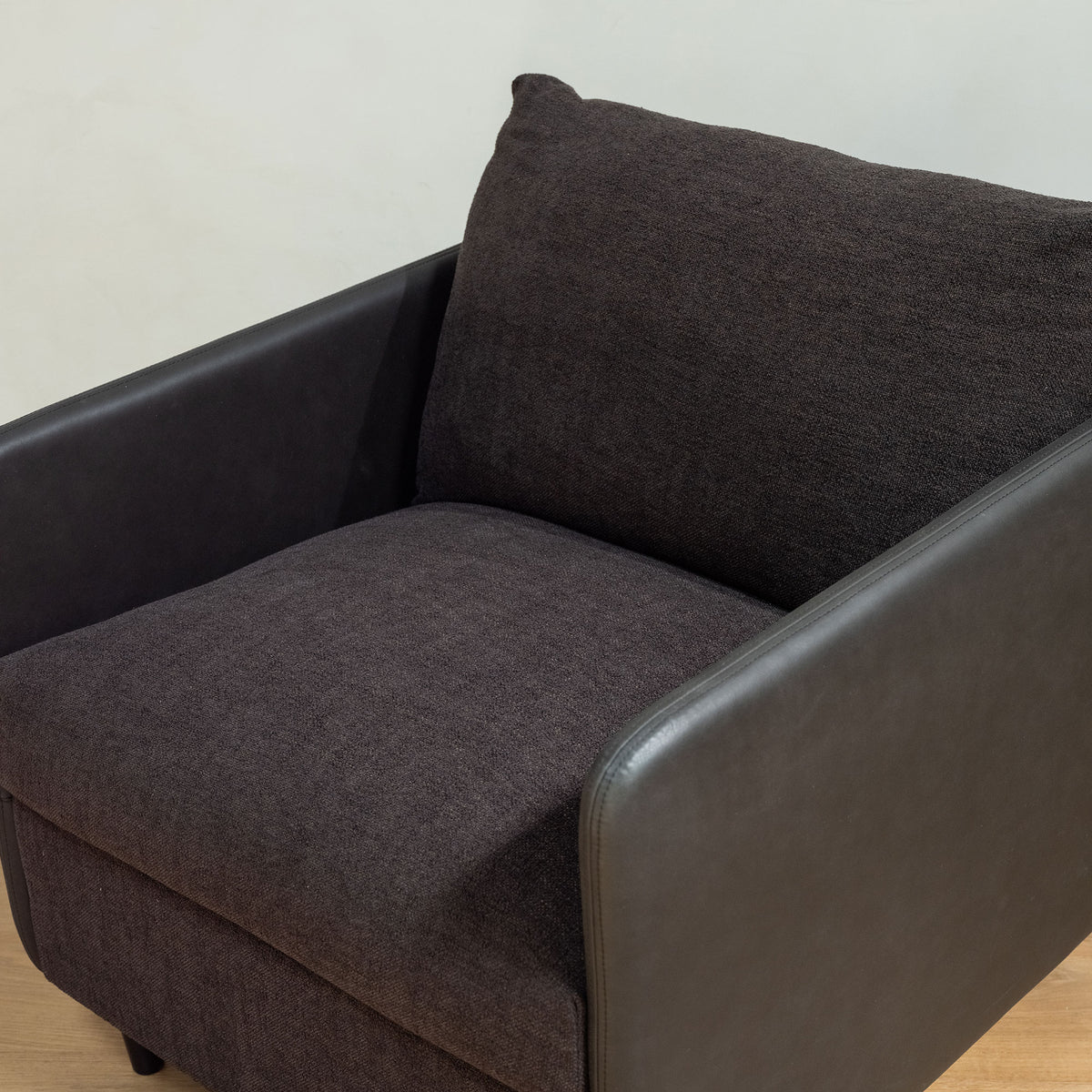 Teller Accent Chair – 31.5" Leather Accent Chair (2 Colors) (5)