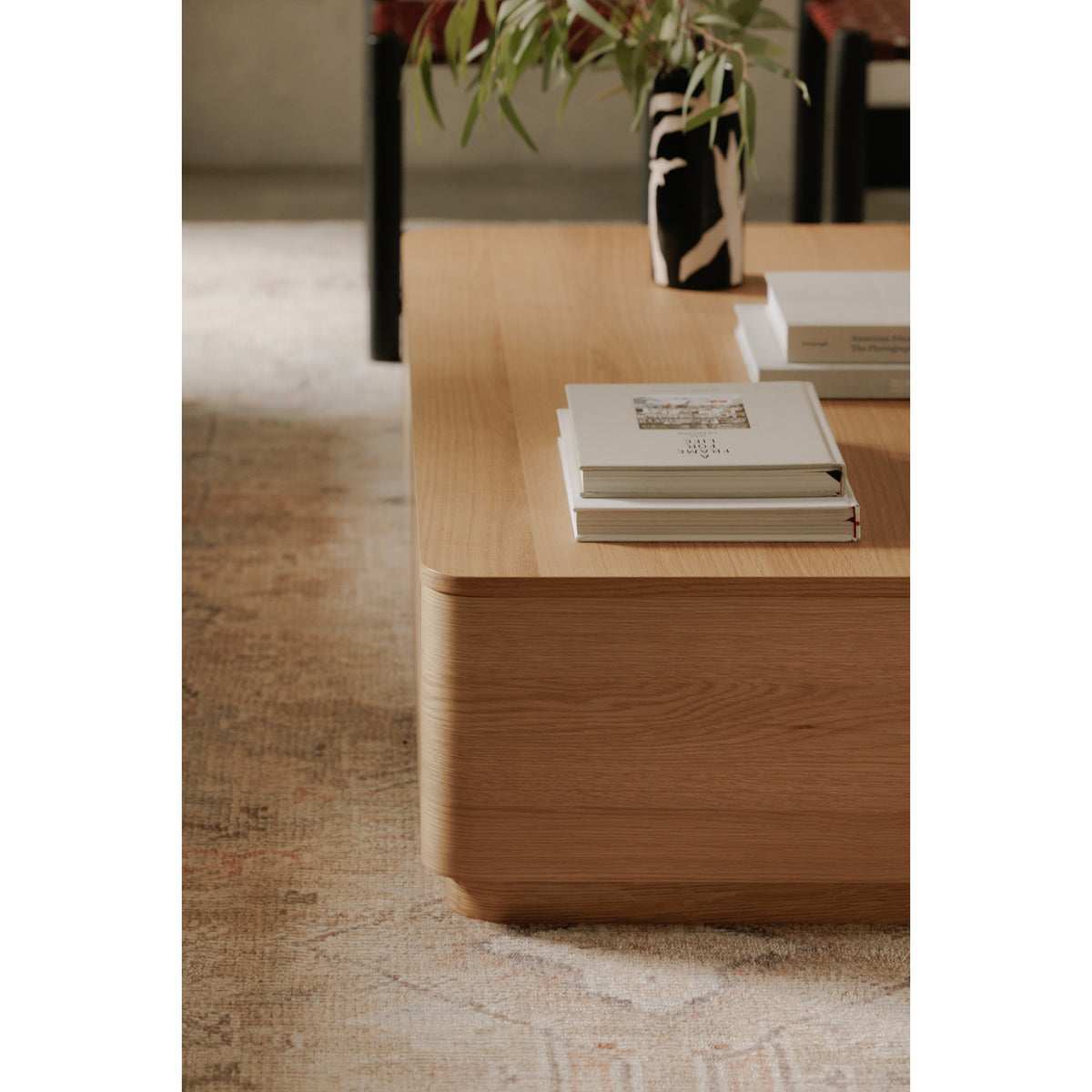 Round Off Coffee Table – 55" Storage Coffee Table (9)