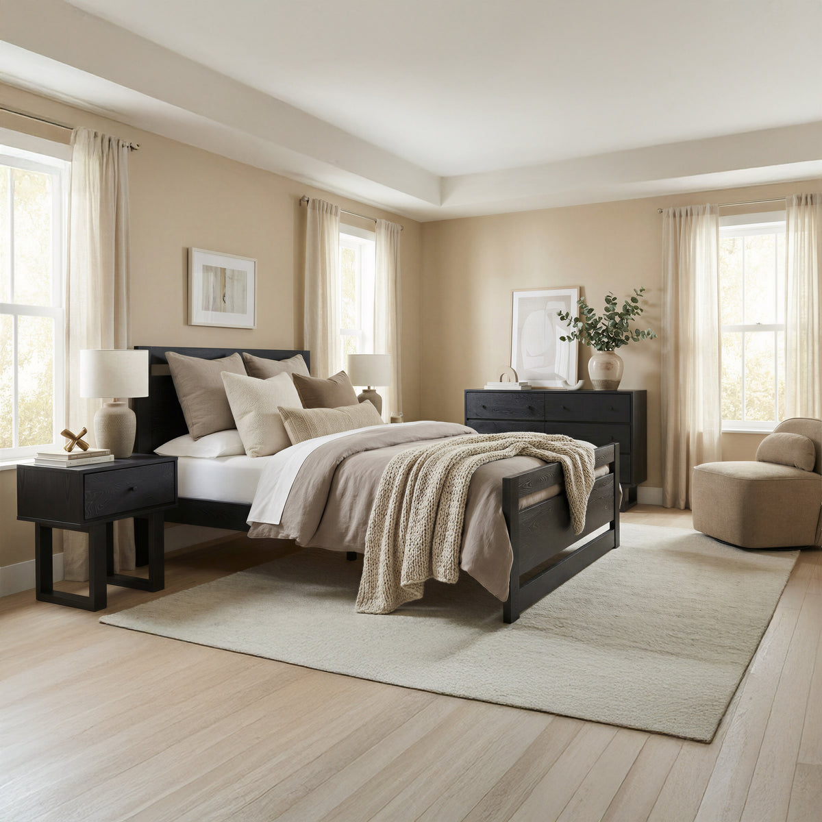 Repos Queen Bed in Black