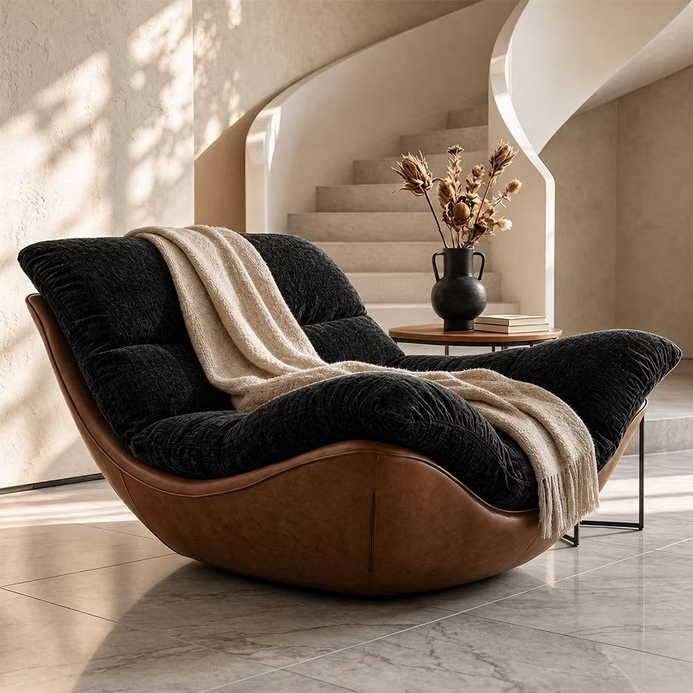 Oberon lounge chair in black