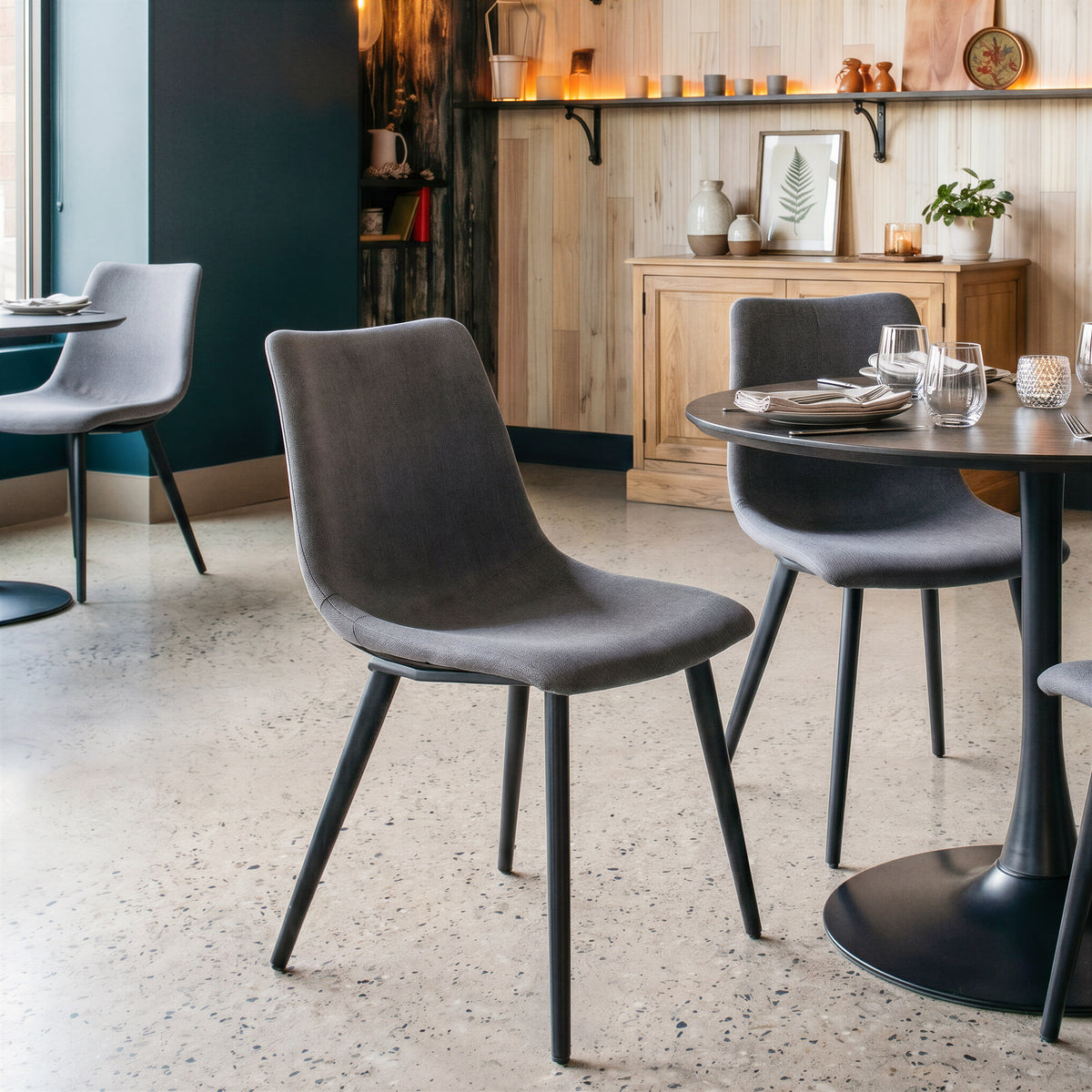 Daniel Dining Chair (Set of 2) in Gray