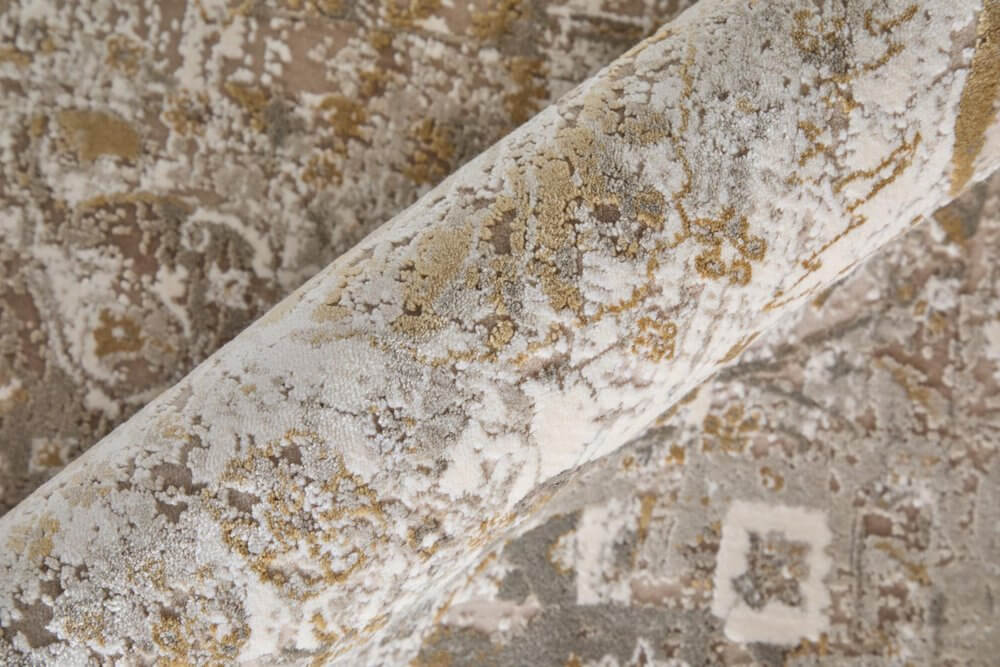 Ivory Gray And Gold Floral Area Rug With Fringe Area Rug | 9' x 13' soft texture and intricate detail.