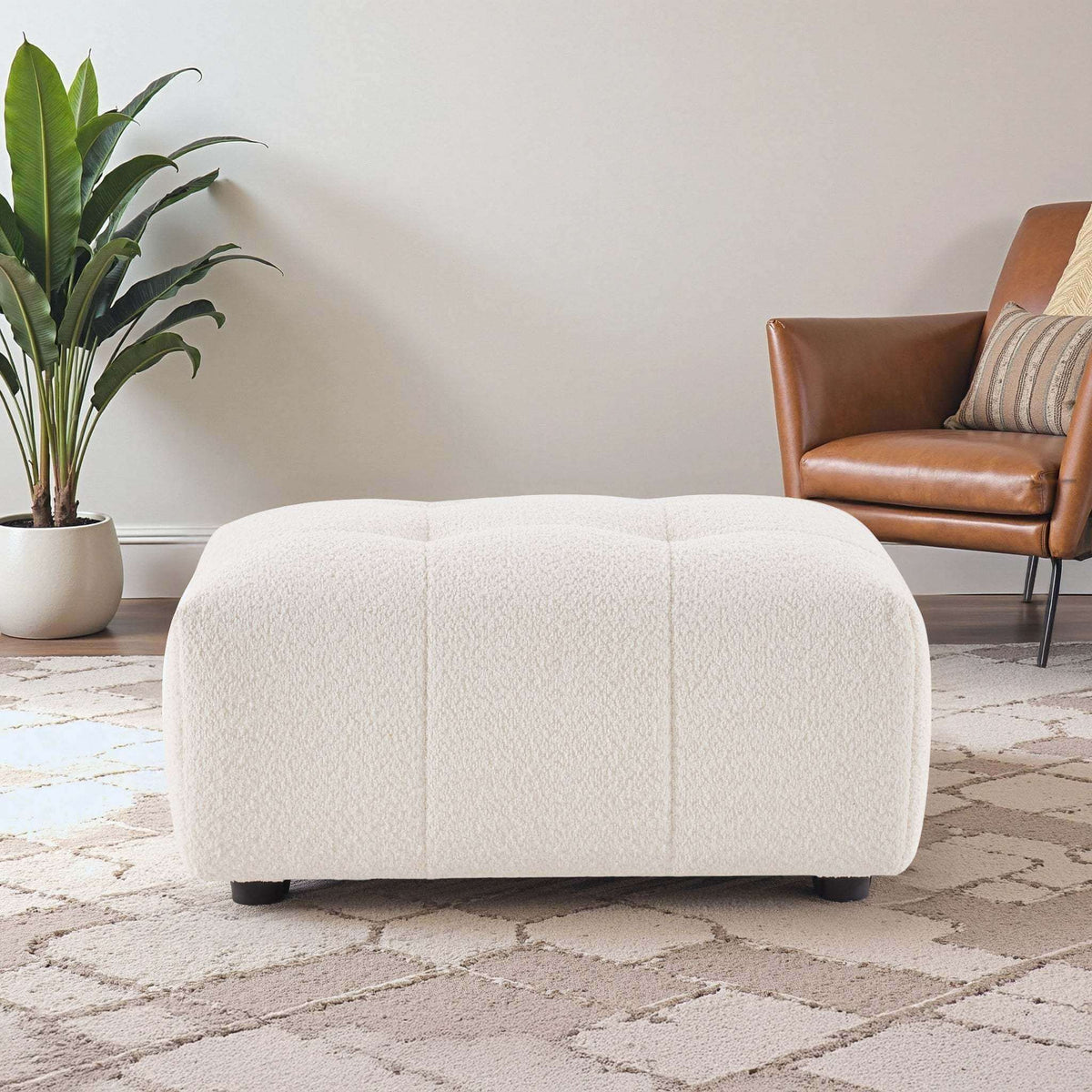 Kaynes Tufted Boucle Ottoman – 32" Ivory Modern Ottoman Bench (Scandinavian Style) in a cozy living room setting.
