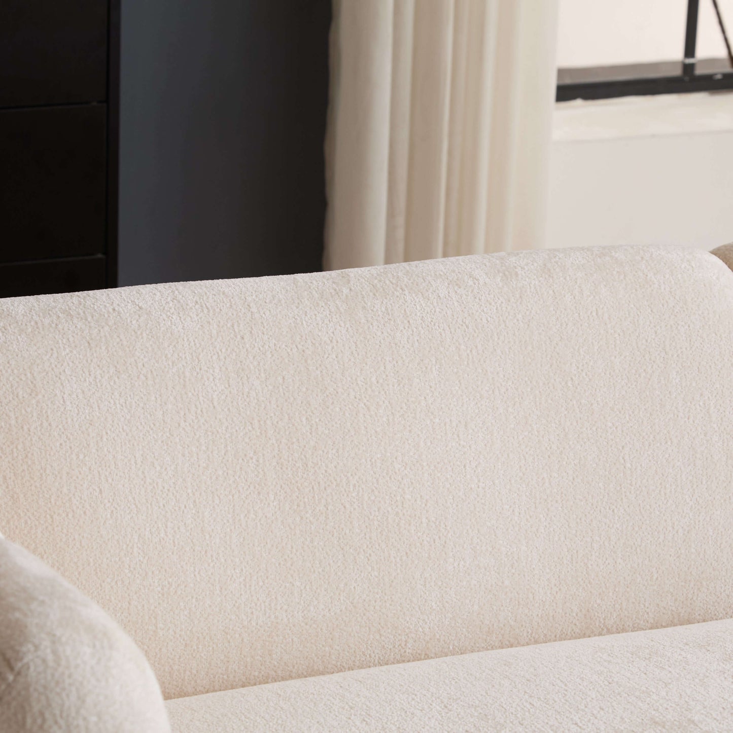Tonson Boucle Sofa – 83” Curved Wave 3-Seater Sofa (3 Colors, Modern Sculptural Design) upholstery detail.