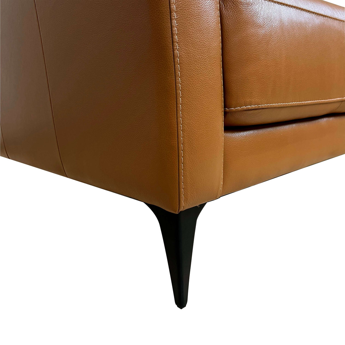 Tussio Saddle Tan Leather Chair