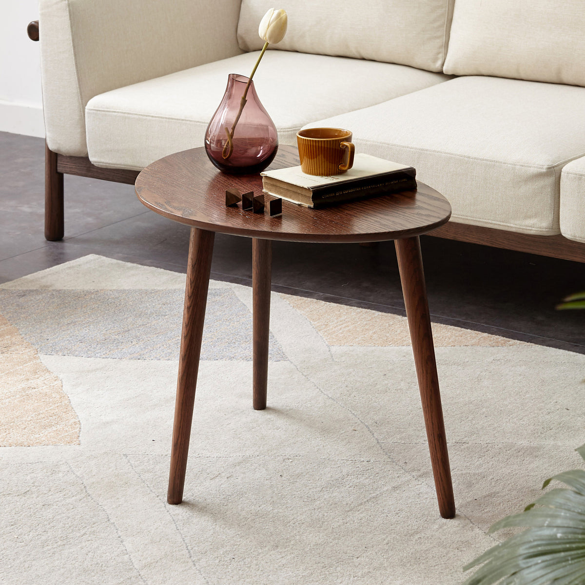 Verlaine Walnut Solid Wood Side Table – 25.6" Accent Table – view 2