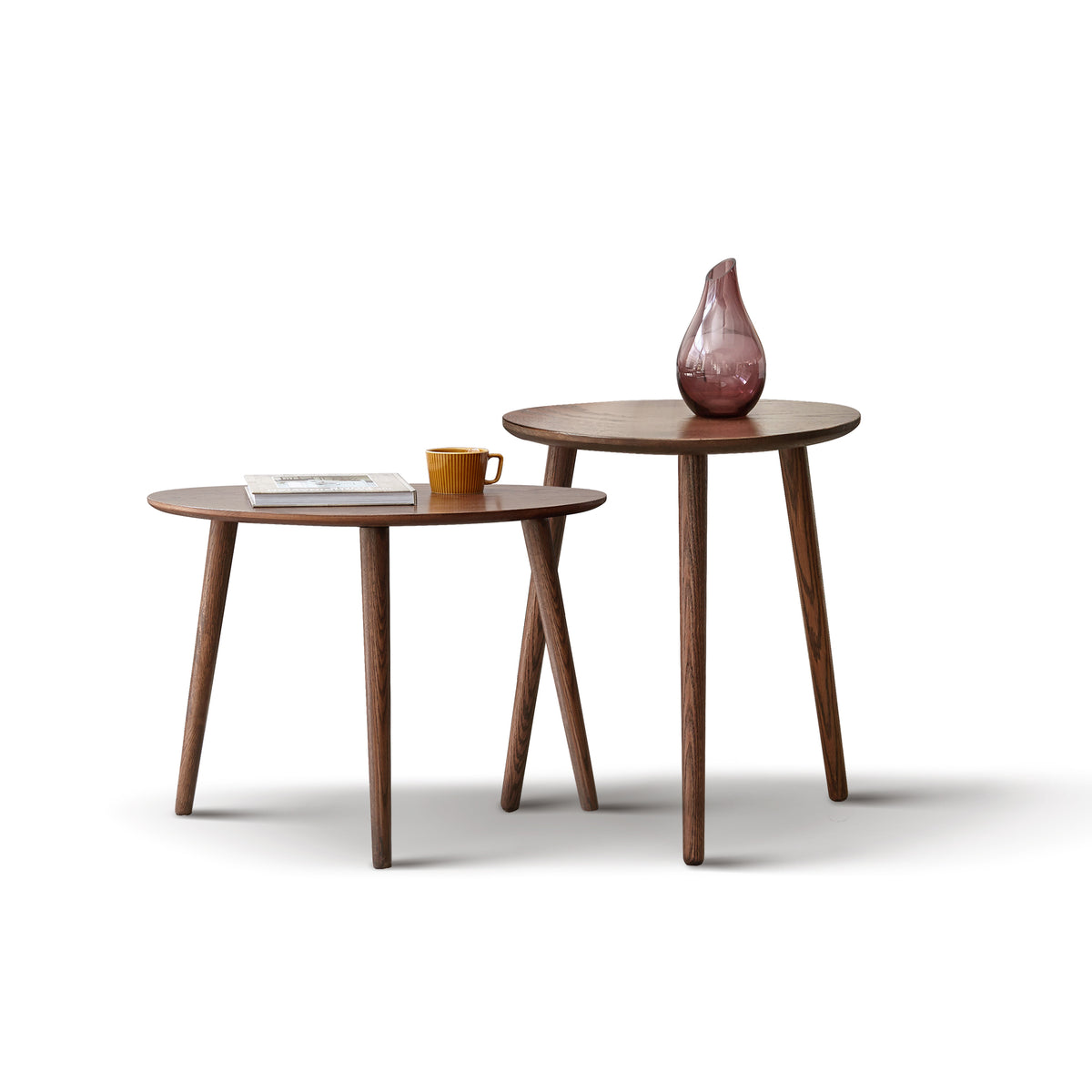 Verlaine Walnut Solid Wood Side Table – 25.6" Accent Table – view 9